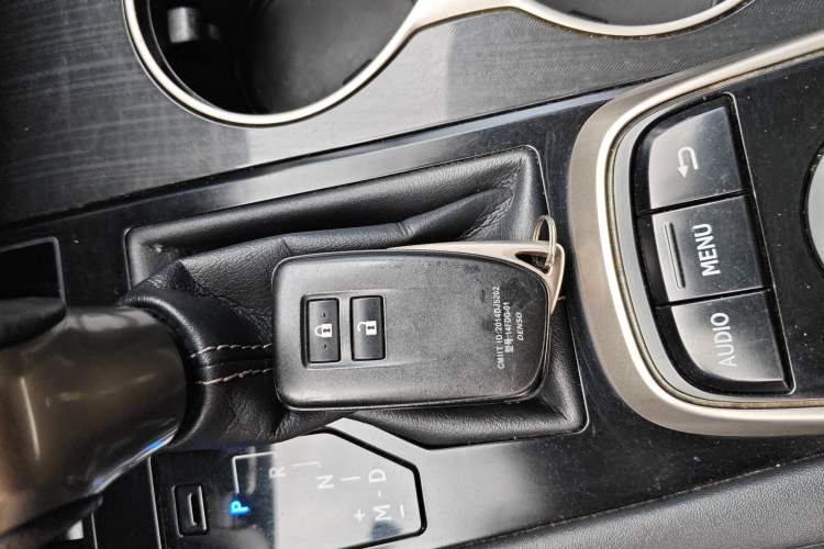 Used Lexus RX 2016 300 Two-Wheel Drive Elite Version China V Standard Vehicle Key