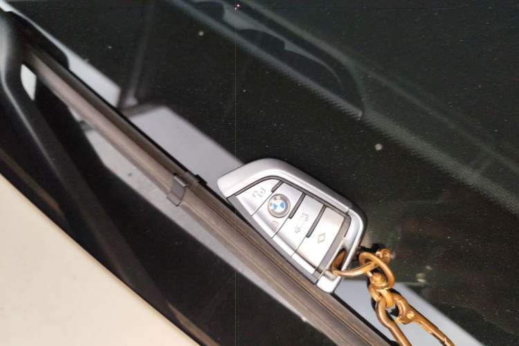 Used BMW 5 Series 2019 530i M Sport Package Vehicle Key