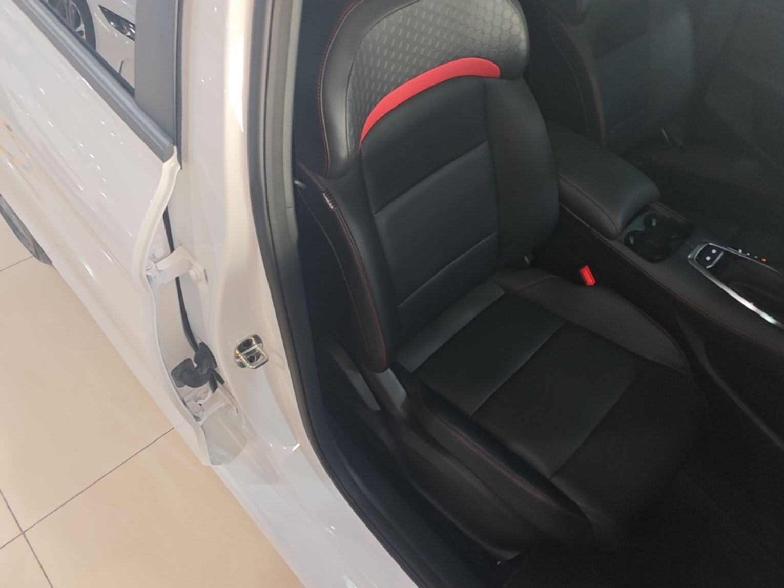 MG 5 2025 180 DVVT Global Luxury Edition — снимка 19