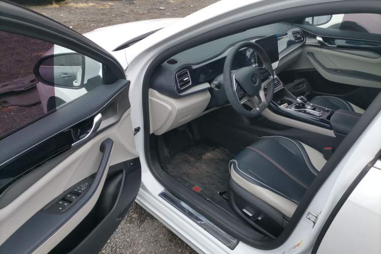 Used BYD Qin PLUS 2021 EV 500KM Luxury Model
