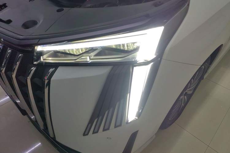 Used GAC Trumpchi M8 2024 Master Series 400T Ultimate Edition
