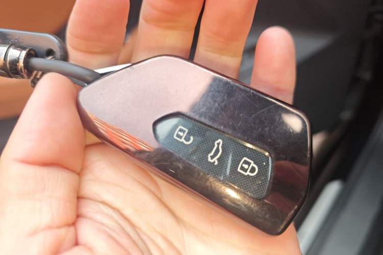 Used Volkswagen Magotan 2024 380TSI DSG Prestige Edition DaMai Package
