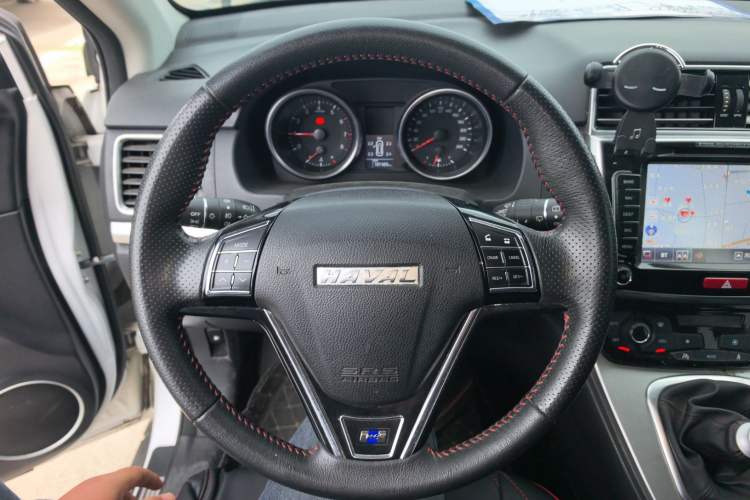 Used Haval H6 2017 Blue Label Sport Edition 1.5T Manual Two-Wheel Drive Elite Model Steering Wheel