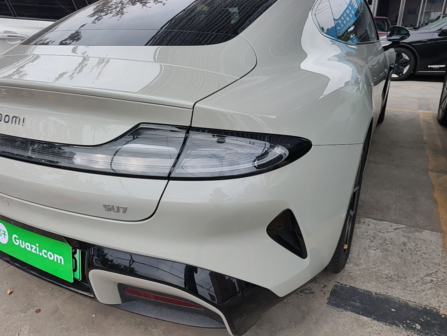 Xiaomi Auto SU7 2024 Rear-Drive Ultra-Long Range Advanced Pro-Level Intelligent Driving Version — снимка 9