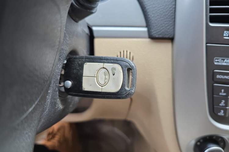 Used Buick Excelle 2013 1.5L Automatic Classic Model