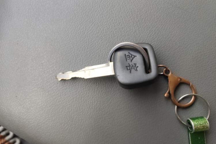 Used Jinbei Hiace 2011 2.2L 5th Generation Power King Deluxe Version 4G22D4B