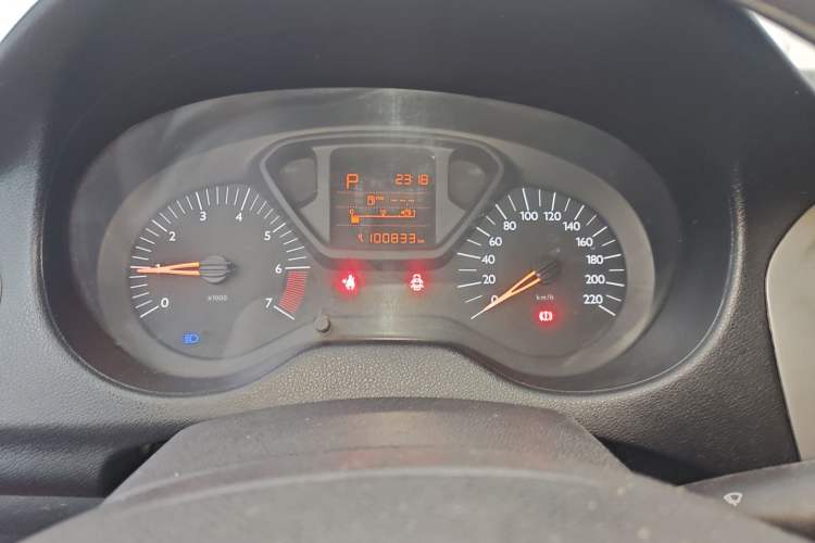 Used Citroen Elysee 2015 Qishang Edition 1.6L Automatic Fashion Model