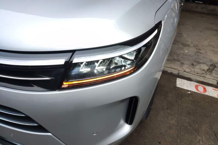 Used Hima AITO M7 2024 1.5T Intelligent Driving Rear-Drive Max Edition 6 Seats
