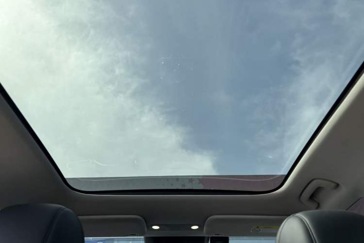 Used AION V 2024 Aion Tyrannosaurus 650 Smart Luxury Edition
