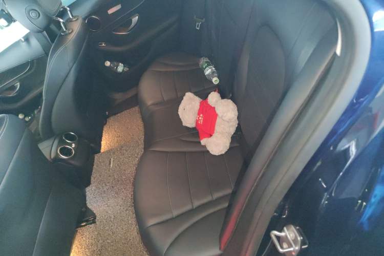 Used Mercedes-Benz C-Class 2017 Revised C 180 L Dynamic Sports Edition Left Rear Seat