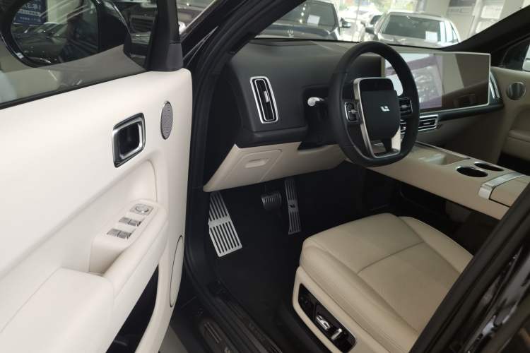 Used Li Auto L8 2023 Air model Driver Seat