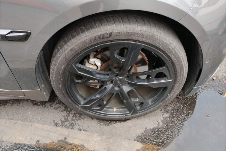 Used Zeekr 001 2022 Ultra-Long Range Single-Motor WE Version Right Front Wheel Hub