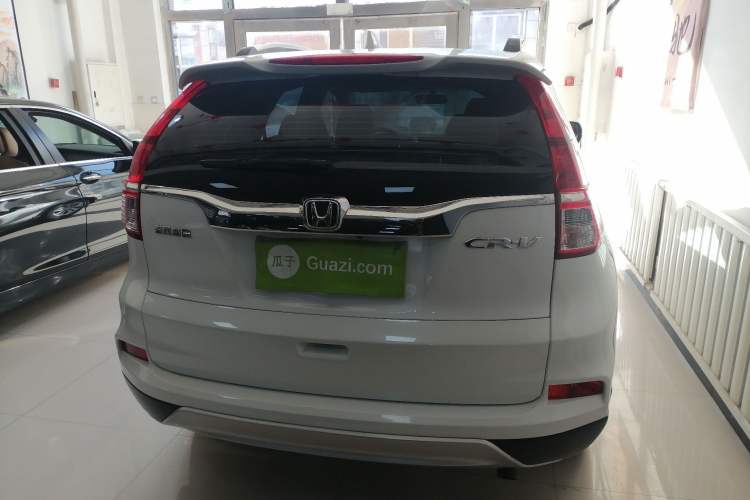 Used Honda CR-V 2016 2.0L Two-Wheel Drive Classic Edition