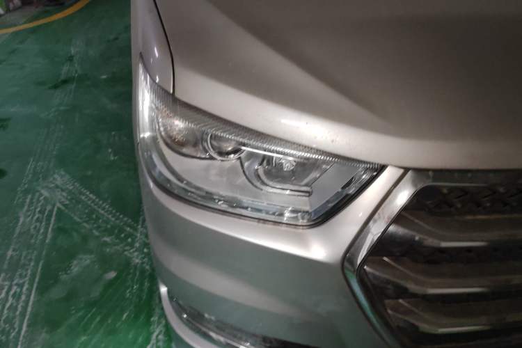 Used JAC Refine M4 2016 2.0L Manual Comfort Edition
