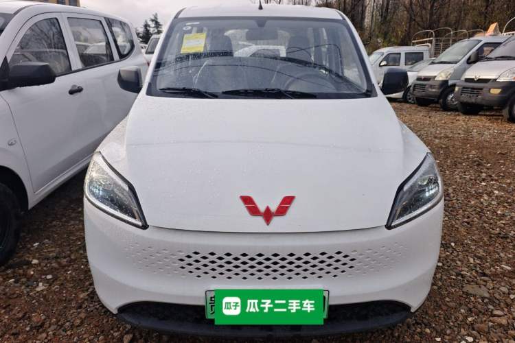 Used Wuling Hongguang New Energy 2025 Extended-Range Hybrid 50 km Utility Version