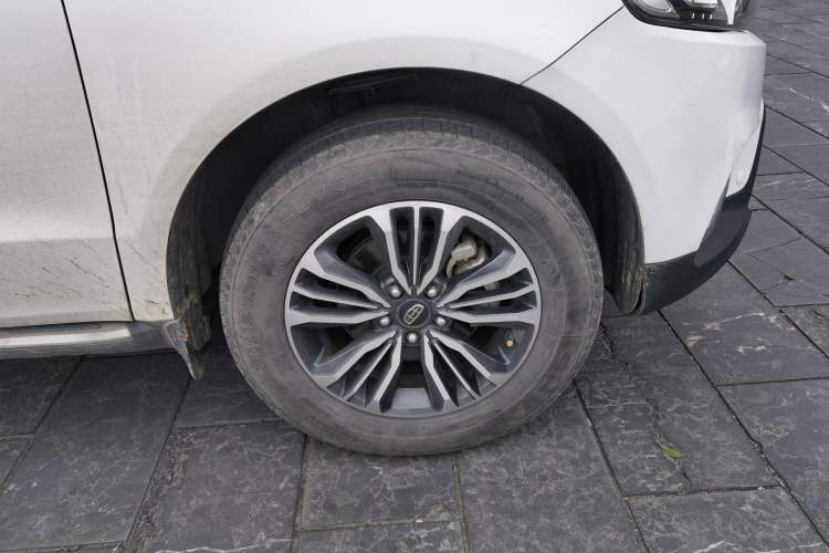 Used Geely Auto Vision X6 2016 1.8L Manual Luxury Model