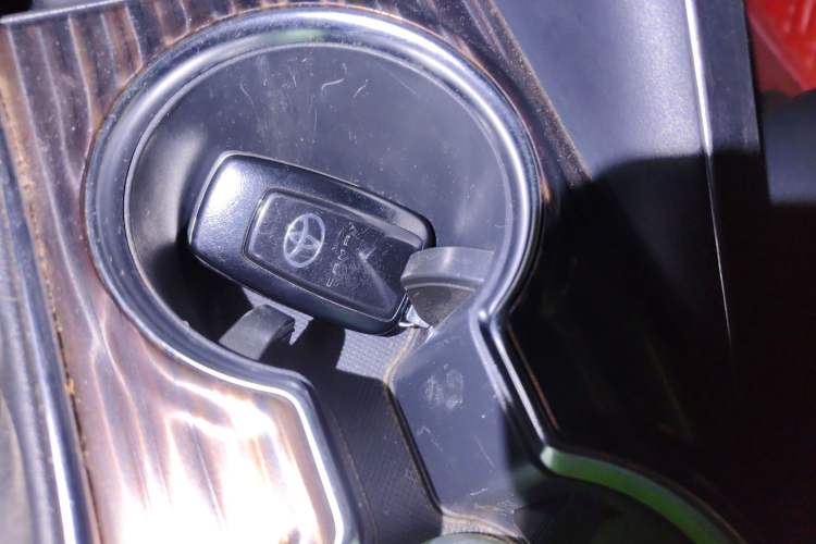 Used Toyota Camry 2019 2.5G Luxury Edition China VI Standard
