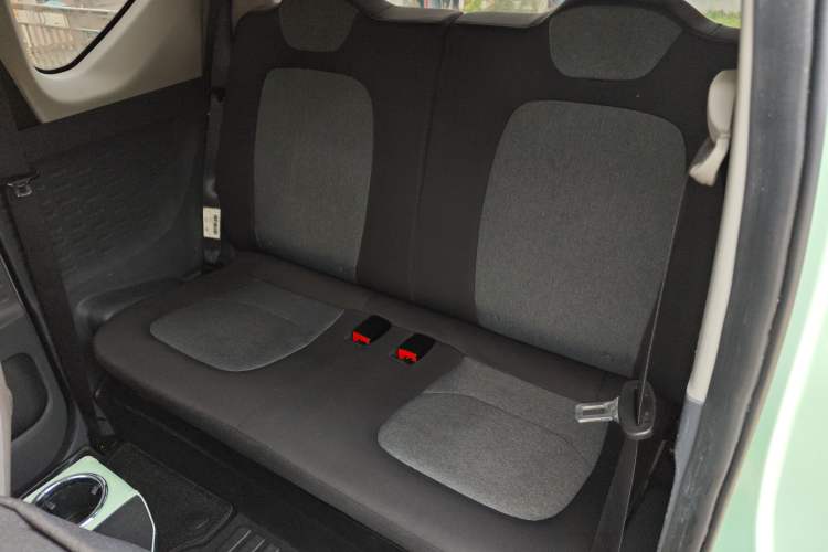 Used Wuling Hongguang MINIEV 2022 Macaron Fashion Model Lithium Iron Phosphate Left Rear Seat