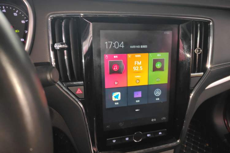 Used Roewe RX5 2019 20T Two-Wheel Drive Automatic 4G Connected Platinum Edition