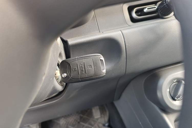 Used Wuling Hongguang New Energy 2025 Extended-Range Hybrid 50KM Comfort Version