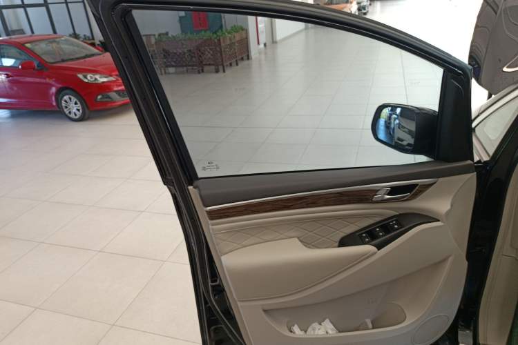 Used GAC Trumpchi M8 2018 320T Luxury Edition
