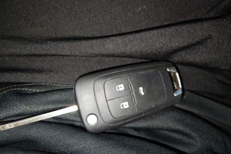 Used Chevrolet Monza 2019 RS 330T Automatic Comfort Edition China VI Standard Vehicle Key