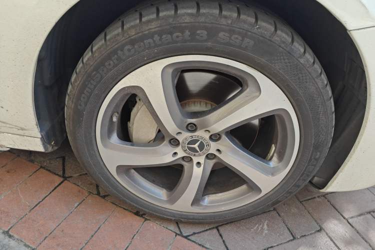 Used Mercedes-Benz E-Class 2019 Restyled E 300 L Sporty and Stylish Edition