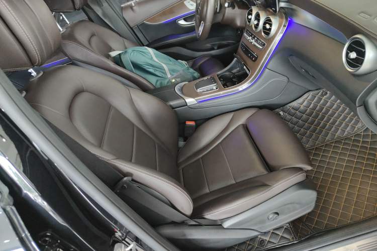 Used Mercedes-Benz GLC 2022 Second Facelift GLC 260 L 4MATIC Luxury Edition
