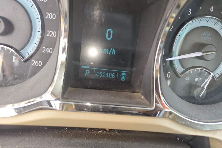 Used Buick LaCrosse 2011 2.4L SIDI Elegant Edition