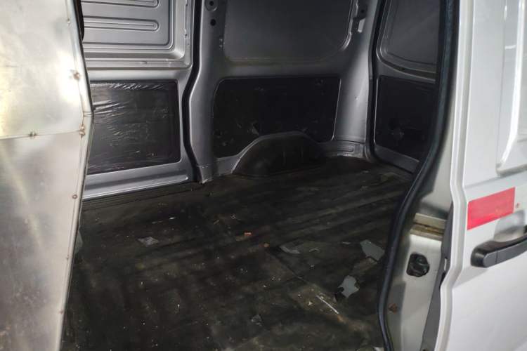 Used Wuling Rongguang S 2021 1.2L Base Model Window-Sealed 2-Seat LSI Car