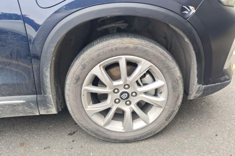 Used Skyworth EV6 2022 410 Travel Edition Right Front Wheel Hub