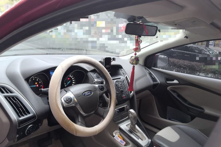 Used Ford Focus 2012 Hatchback 1.6L Automatic Fashion Edition
