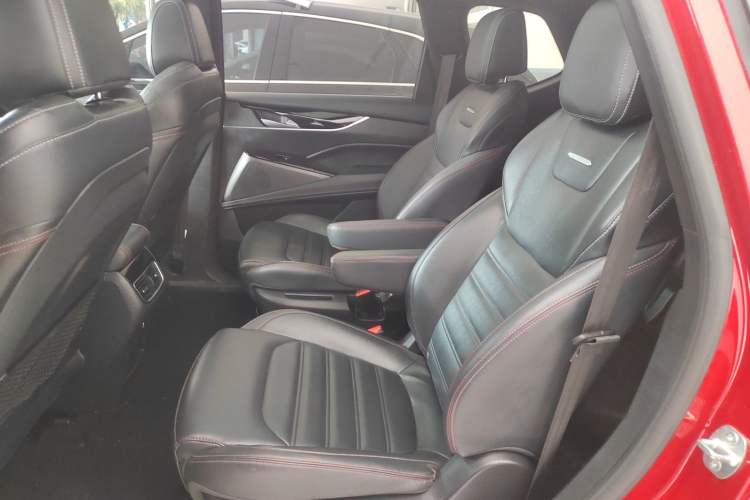 Used SAIC MAXUS D60 2022 1.5T Automatic Trendy Version 6-Seater
