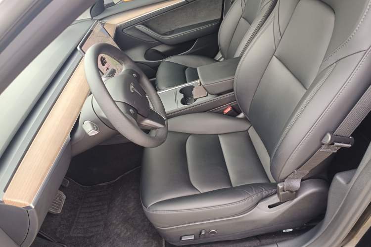 Used Tesla Model 3 2022 Rear-Wheel-Drive Version