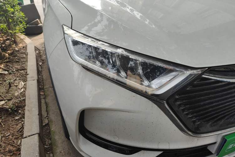 Used Oshan X7 2020 1.5T Automatic Parking with Facial Recognition – Spacey & Carefree Edition