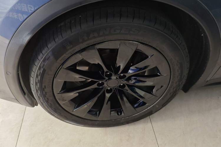 Used Tesla Model X 2017 X 100D Long Range Edition Left Front Wheel Hub