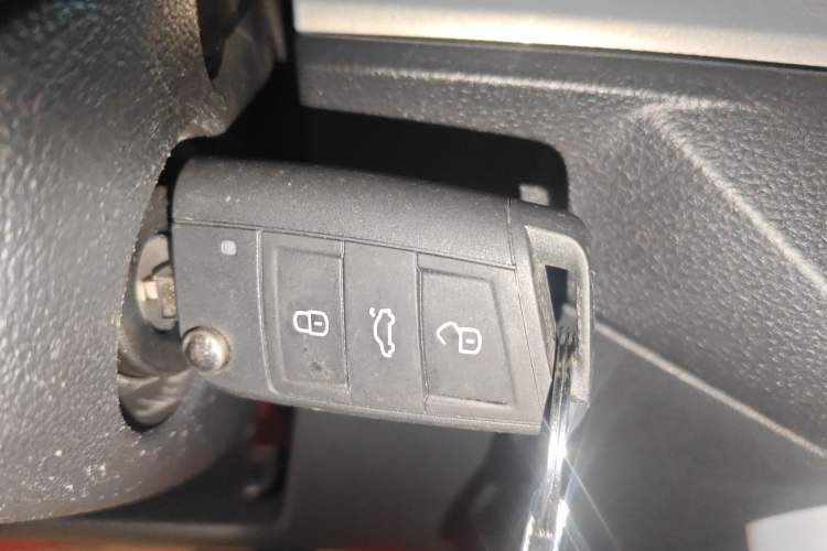 Used Volkswagen Polo 2019 Plus 1.5L Automatic Colorful Technology Edition Vehicle Key