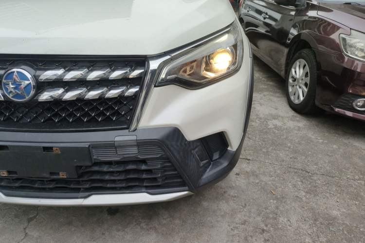 Used Venucia T70 2020 2.0L CVT Elite Edition China VI Standard
