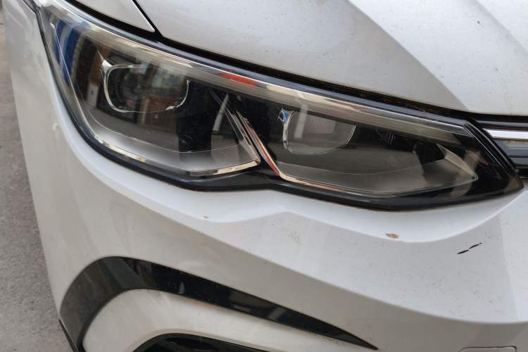 Used Volkswagen Golf 2021 280TSI DSG R-Line Right Front Headlight