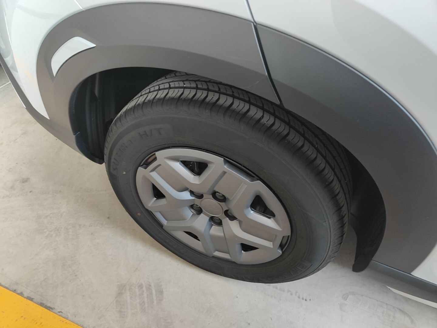 BYD Yuan UP 2024 401 km Active Version — снимка 11