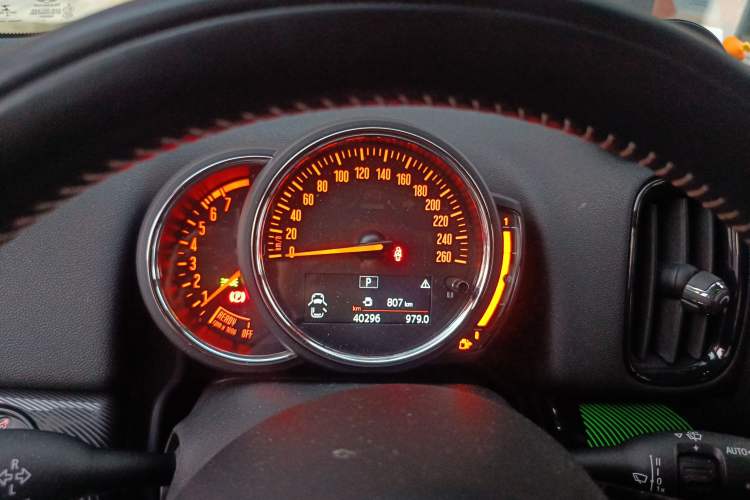 Used MINI Countryman 2018 1.5T COOPER ALL4 Artist Instrument Cluster