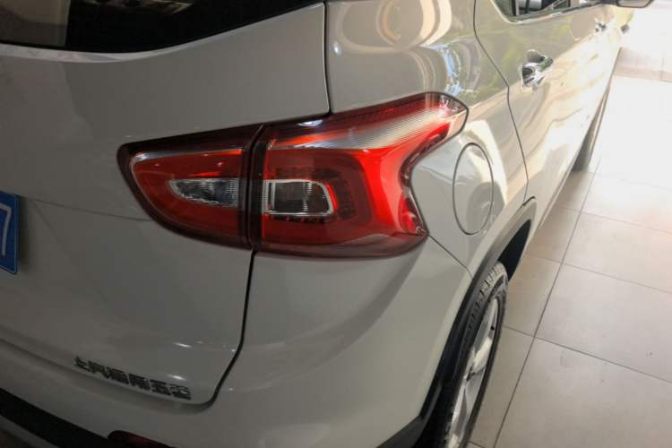 Used Baojun 510 2017 1.5L Manual Fashion Model