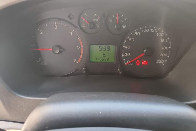 Used Ford Transit Custom 2019 2.2T Multi-Function Short Wheelbase Mid-Roof 6-Seater China VI
