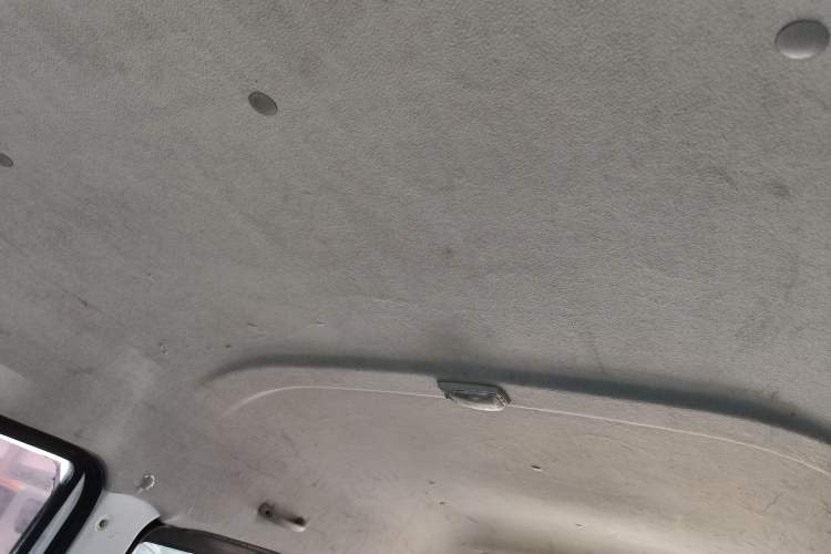 Used Jinbei New Hiace S 2021 1.5L Wealth Central Air-Conditioned Bus China VI Standard Model SWC15M Headliner