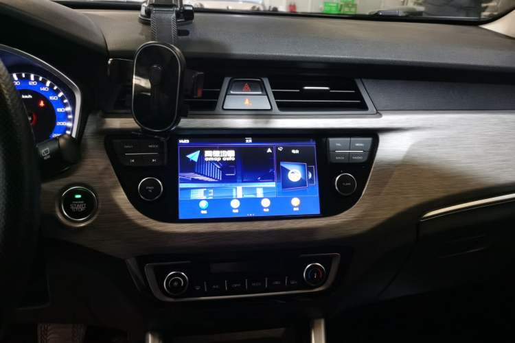 Used Geely Auto Vision X3 2017 1.5L Automatic Elite Model
