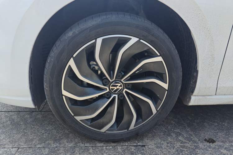 Used Volkswagen Golf 2023 Facelift 280TSI DSG Pro