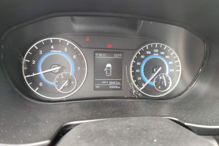 Used Dongfeng Fengon S560 2018 1.8L Manual Comfort 5-Seater China V Standard