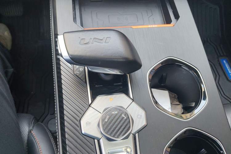 Used CHANGAN UNI-K 2021 2.0T Prestige Edition Gear Lever