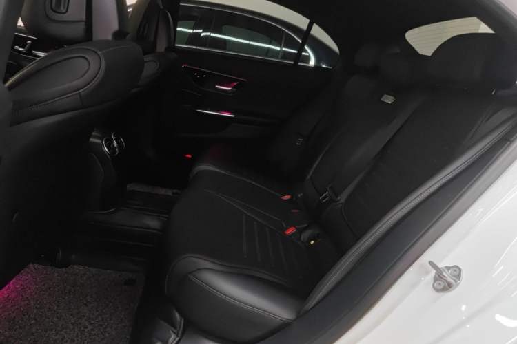 Used Mercedes-Benz C-Class 2023 Revised C 200 L Sport Edition Left Rear Seat