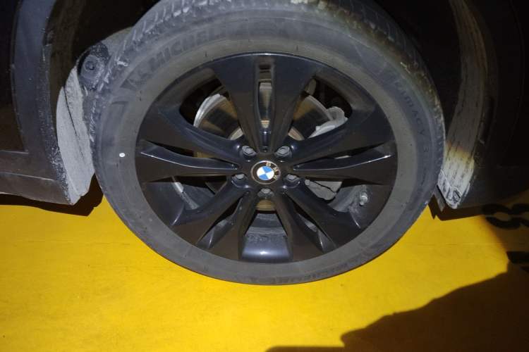 Used BMW X1 2020 sDrive20Li Fashion Model Right Front Wheel Hub